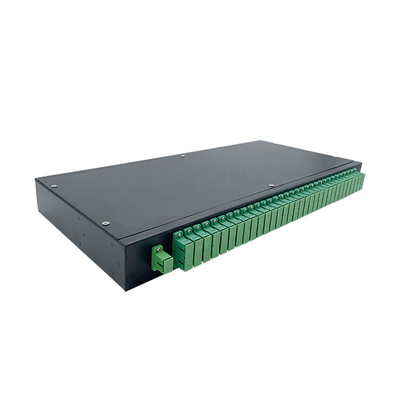 1U 19 Duimrek zetten Vezel Optische PLC APC van Splitsers1x64 Sc Schakelaar op